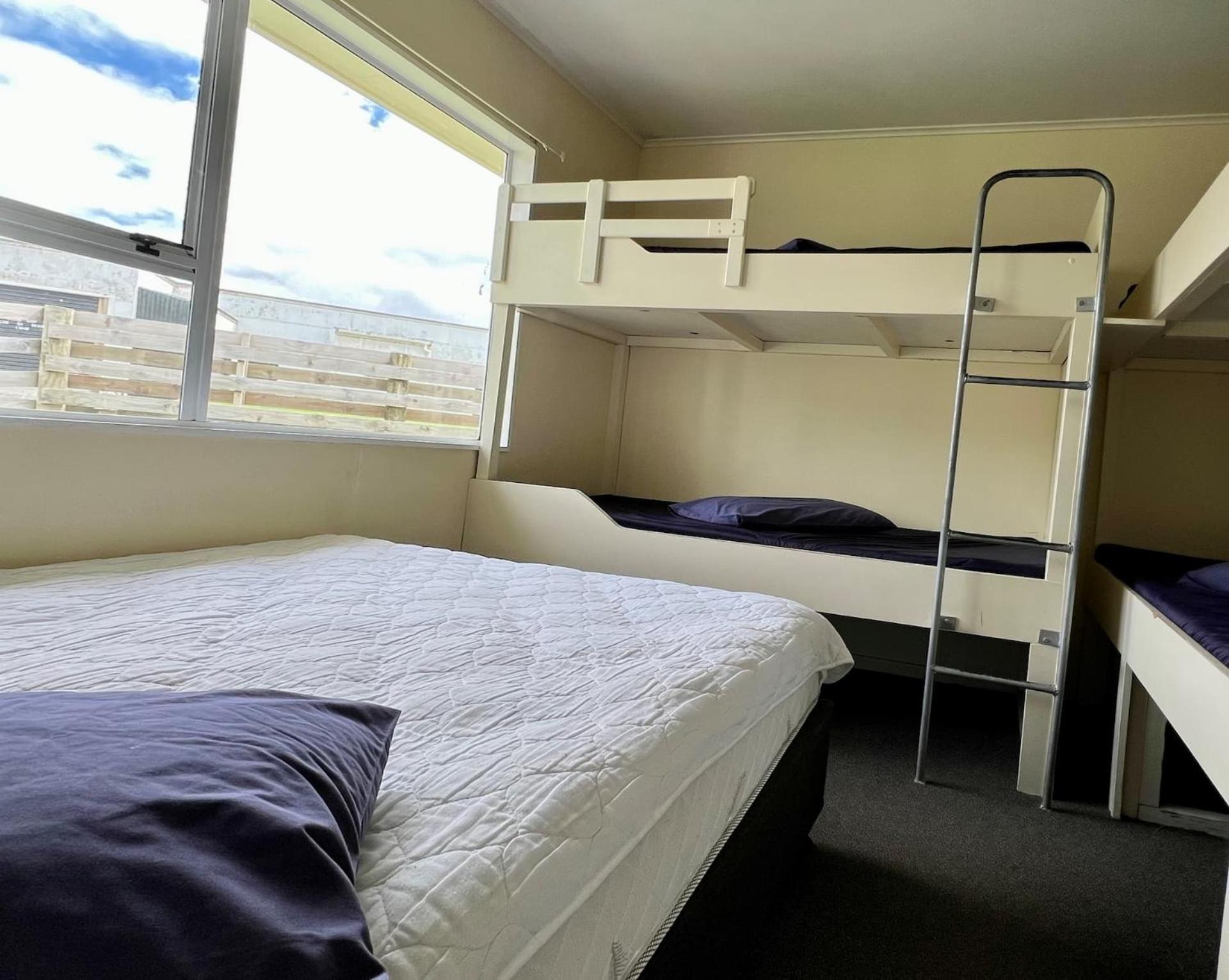 Castlepoint Holiday Park & Motels Номер фото